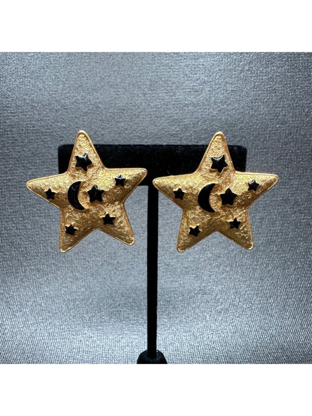 Star Shape Gold Tone Celestial Moon Motif Clip On Earrings Vintage 90s Whimsy